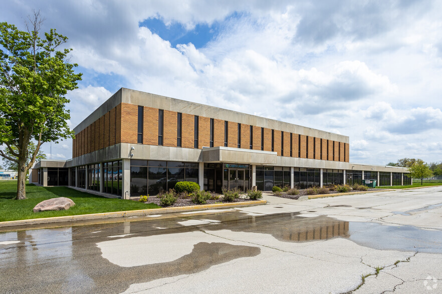 Primary Photo Of 2827 8th Ave S, Fort Dodge Office Residential For Sale