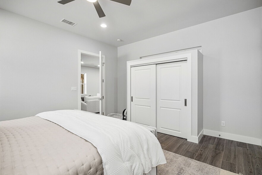 More Photos Of 21482 FM 16 W, Lindale Land For Sale