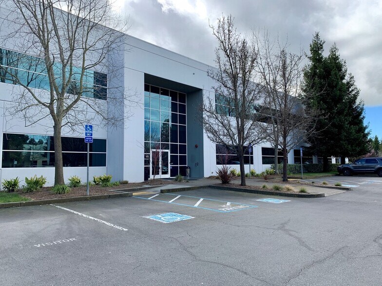 More Photos Of 1435 N McDowell Blvd, Petaluma Unknown For Lease