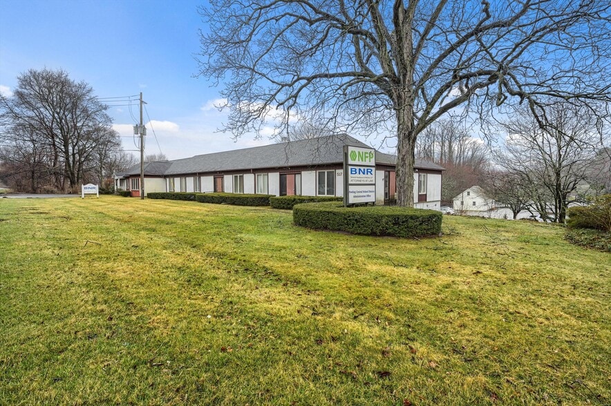 More Photos Of 515-527 Route 22, Pawling Loft Creative Space For Sale