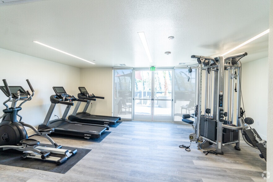 More Photos Of 1978 W Carson St, Torrance Apartments For Lease