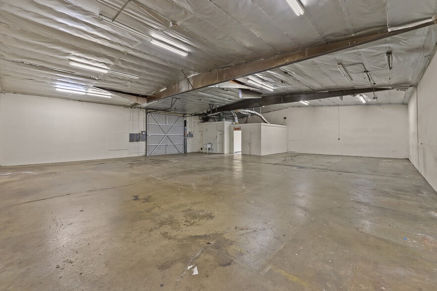 More Photos Of 1915-1927 Santa Anita Ave, South El Monte Warehouse For Lease