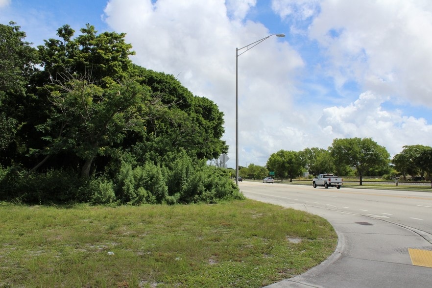 More Photos Of 583 S Dixie Hwy, Deerfield Beach Land For Sale