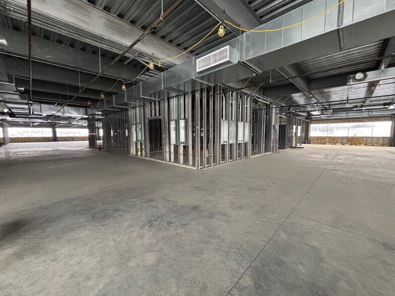 More Photos Of 1300 Freese Works Pl, Galion Loft Creative Space For Lease