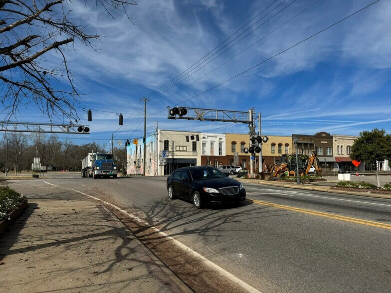 More Photos Of 102 Saint Joseph Ave, Brewton Storefront Retail Residential For Sale