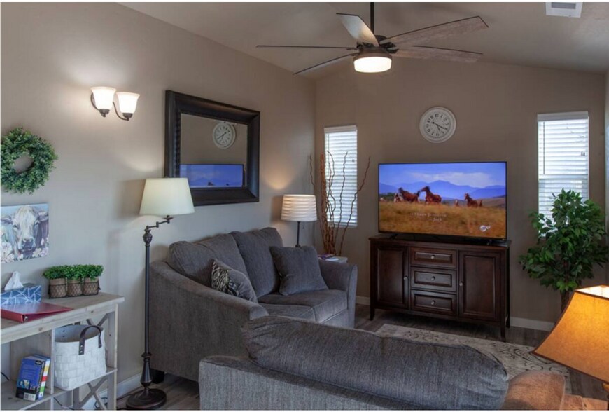 More Photos Of 1460 Main St, Grand Junction Multifamily For Sale