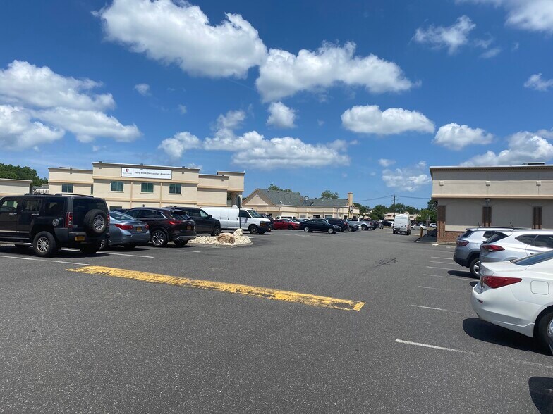 More Photos Of 2350 Nesconset Hwy, Stony Brook General Retail For Lease