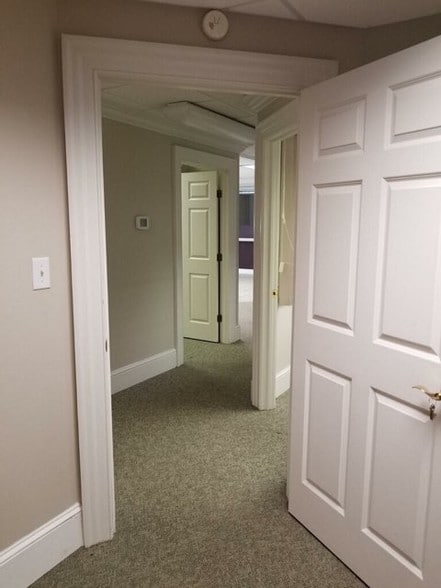 More Photos Of 100 Bosley Ave, Suffolk Bank For Lease