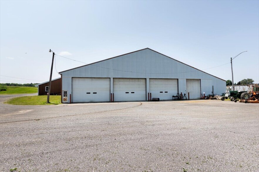 More Photos Of 485 Clinton St, Cowlesville Industrial For Sale