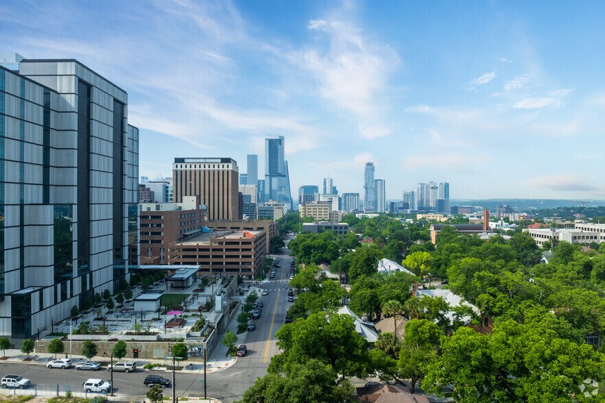 More Photos Of 1716 San Antonio St, Austin Loft Creative Space For Sale