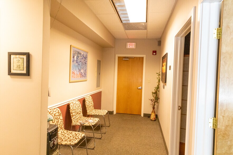 More Photos Of 1 Reservoir Office Park, Southbury Medical For Sale