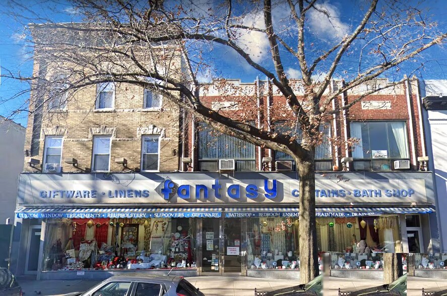 More Photos Of 30-34 Steinway St, Astoria General Retail For Lease