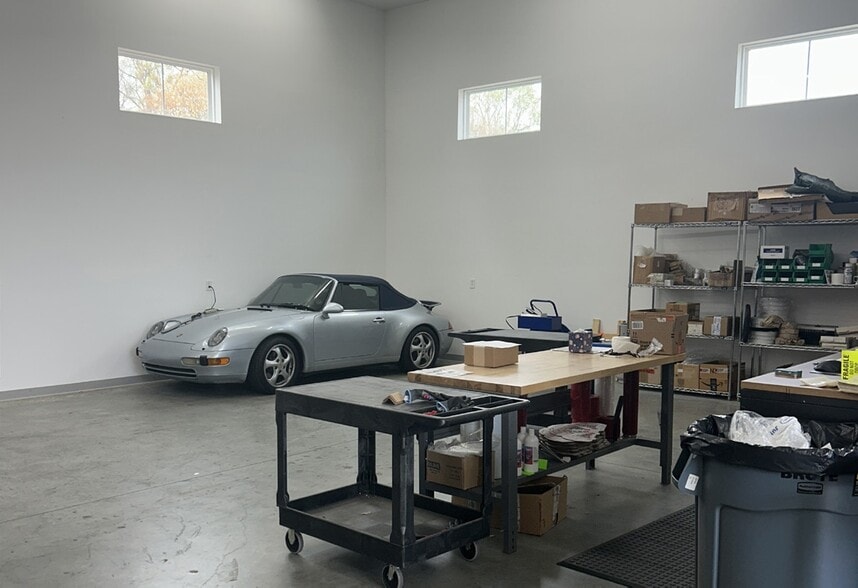 More Photos Of 4489 Posterity Ct, Gastonia Flex For Lease