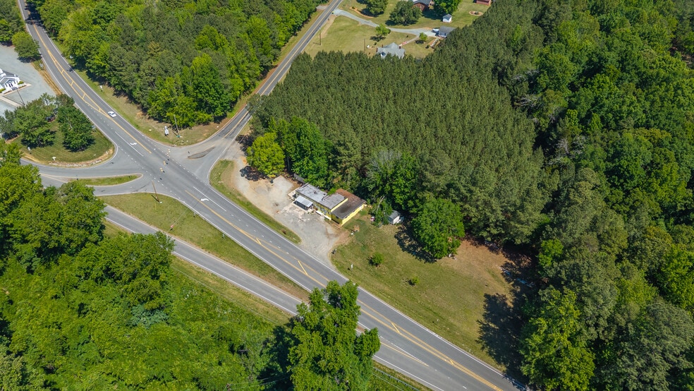 More Photos Of 3202 US Highway 70 E, Hillsborough Convenience Store For Sale