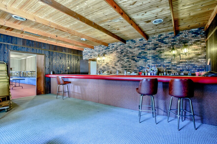 More Photos Of 3401 N Il 23, Ottawa Specialty For Sale