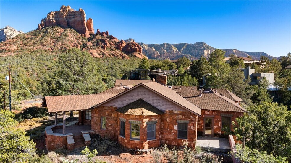 More Photos Of 35 Gassaway Place Pl, Sedona Specialty For Sale