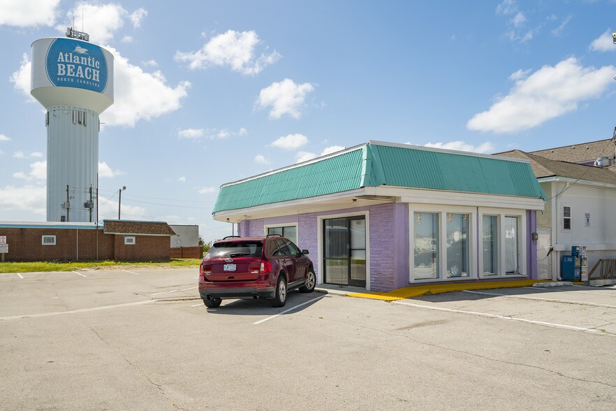 More Photos Of 100 E Fort Macon Rd, Atlantic Beach Restaurant For Sale