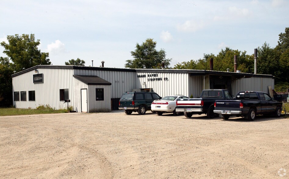 More Photos Of 1933 Will Ave NW, Grand Rapids Manufacturing For Lease