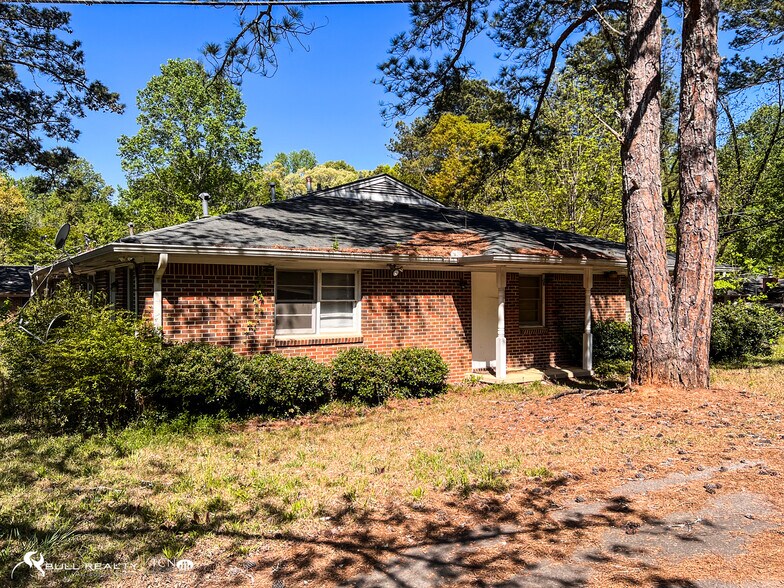 More Photos Of 2605 Ben Hill Rd, East Point Land For Sale