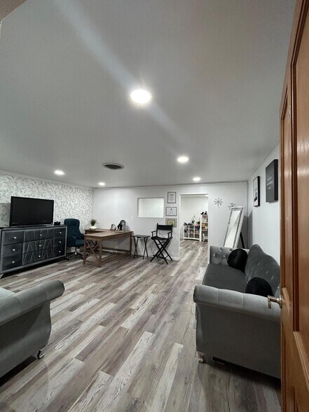 More Photos Of 201-205 E Main St, Santa Maria Storefront Retail Office For Sale