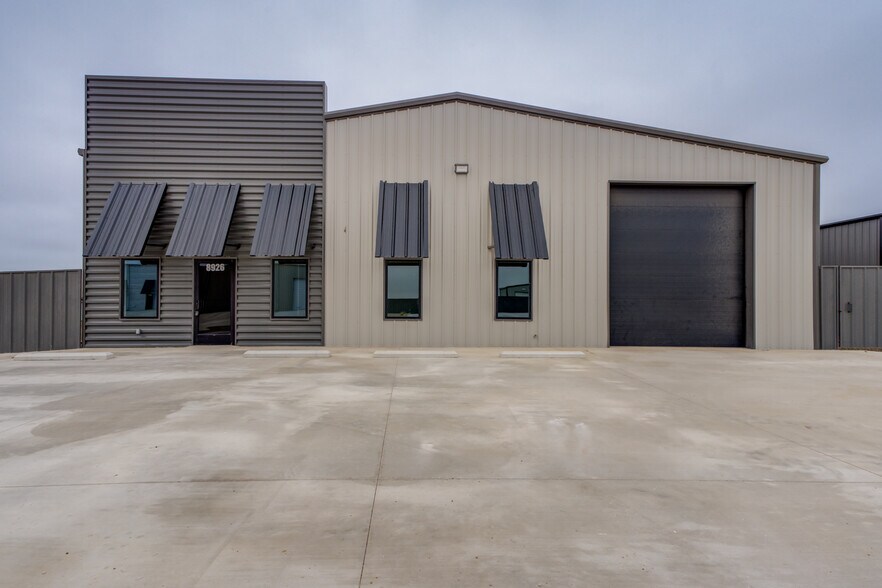 More Photos Of 8926 County Road 6820, Lubbock Warehouse For Sale