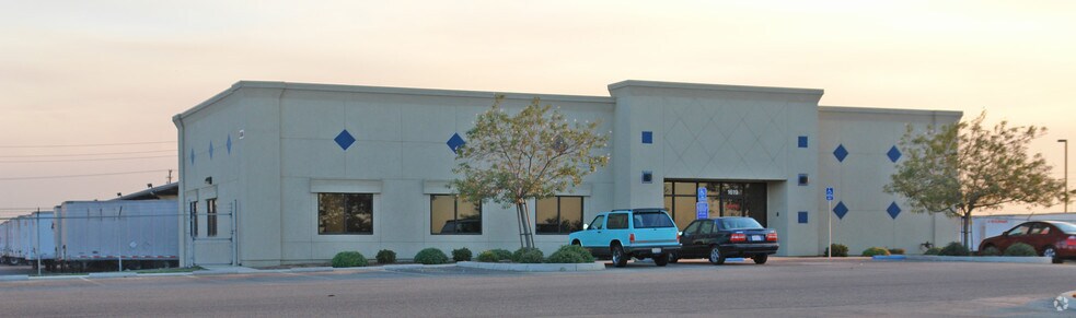 More Photos Of 1619 N Plaza Dr, Visalia Truck Terminal For Lease