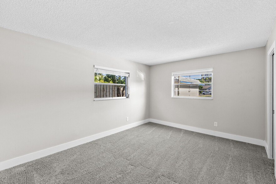 More Photos Of 3036 6th Ave N, Saint Petersburg Apartments For Sale