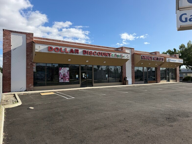 Primary Photo Of 41615-41627 Florida Ave, Hemet Unknown For Lease