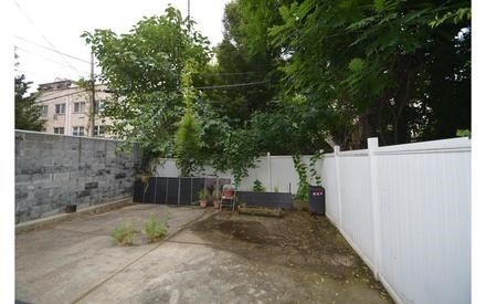 More Photos Of 28 Melrose St, Brooklyn Multifamily For Sale