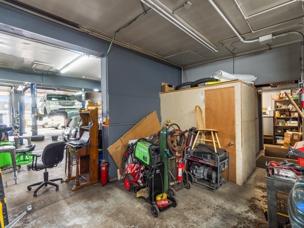 More Photos Of 305 S Michigan Ave, Kenilworth Industrial For Sale