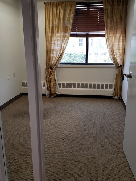 More Photos Of 161 Cherry St, New Canaan Office For Lease