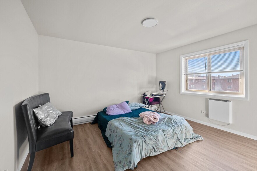 More Photos Of 3045 Bernice Rd, Lansing Apartments For Sale