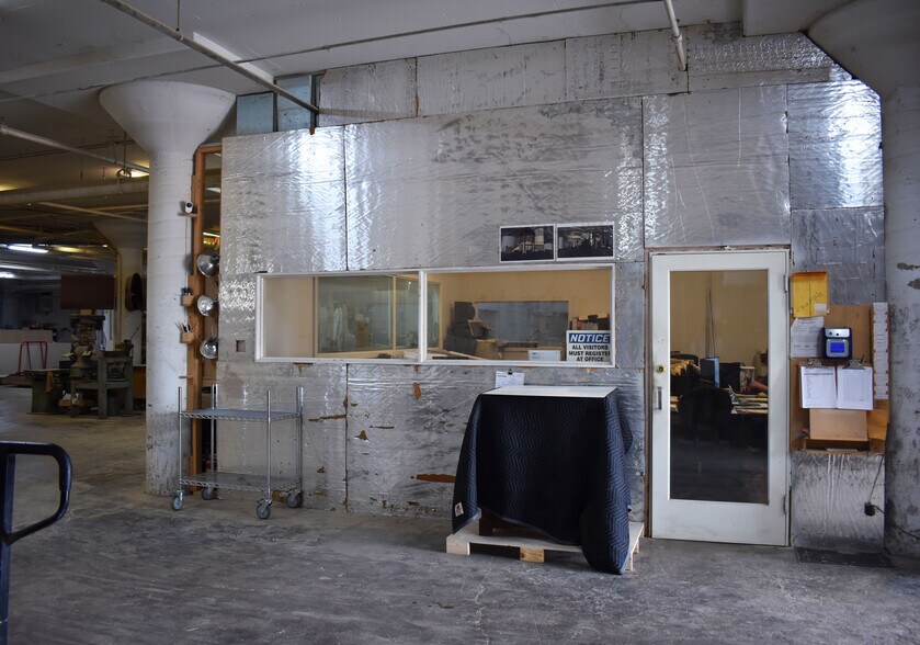 More Photos Of 1100 Polk Ave, Nashville Warehouse For Lease