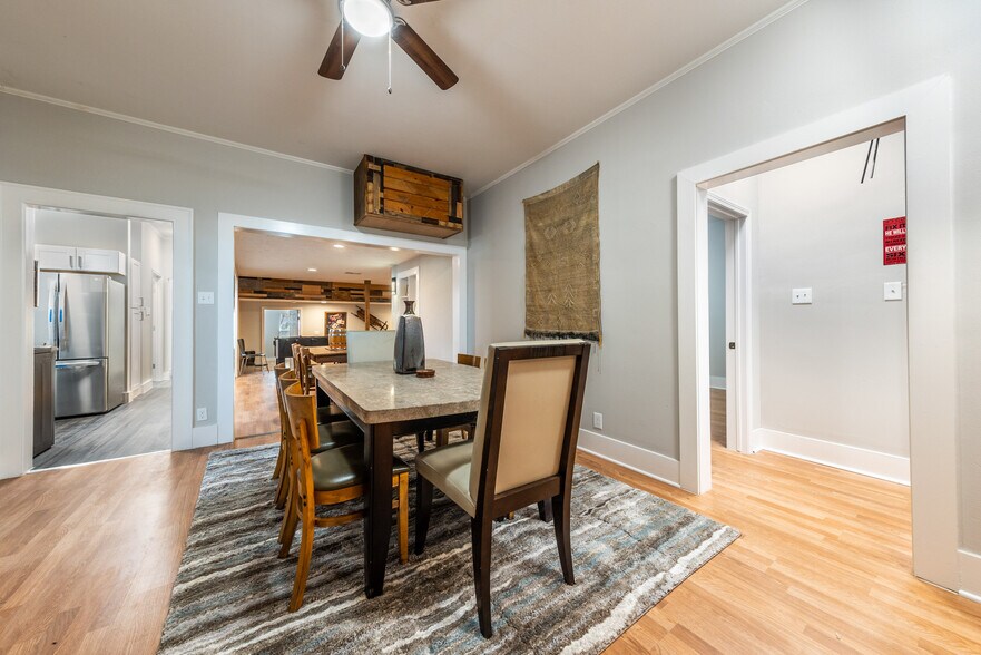 More Photos Of 2511 San Gabriel St, Austin Multifamily For Sale