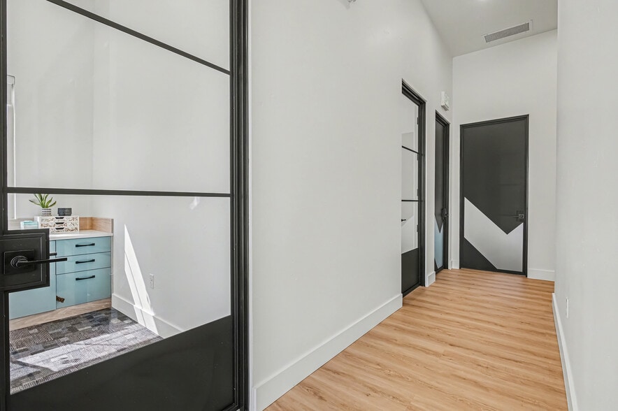 More Photos Of 3140 W Belltower Dr, Meridian Office For Lease