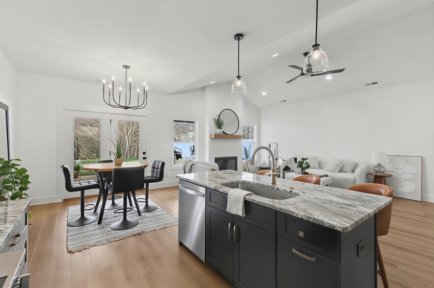 More Photos Of 1519-1521 Carroll Creek Rd, Johnson City Apartments For Sale