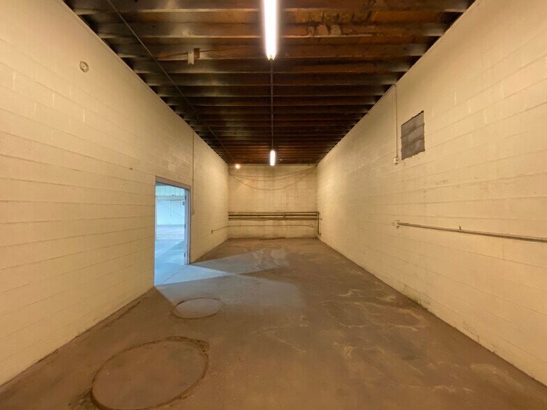 More Photos Of 8326 N County Rd W, Odessa Industrial For Lease