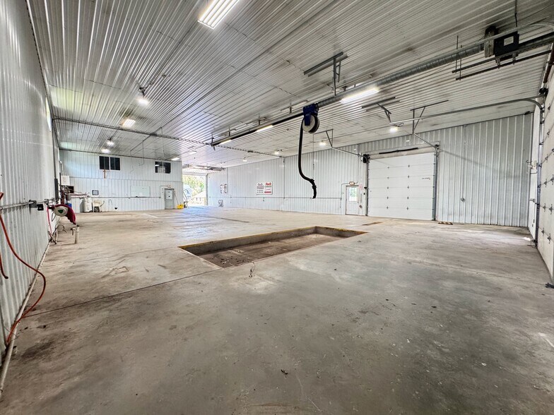 More Photos Of 7 Canaan Rd, Waymart Auto Repair For Sale