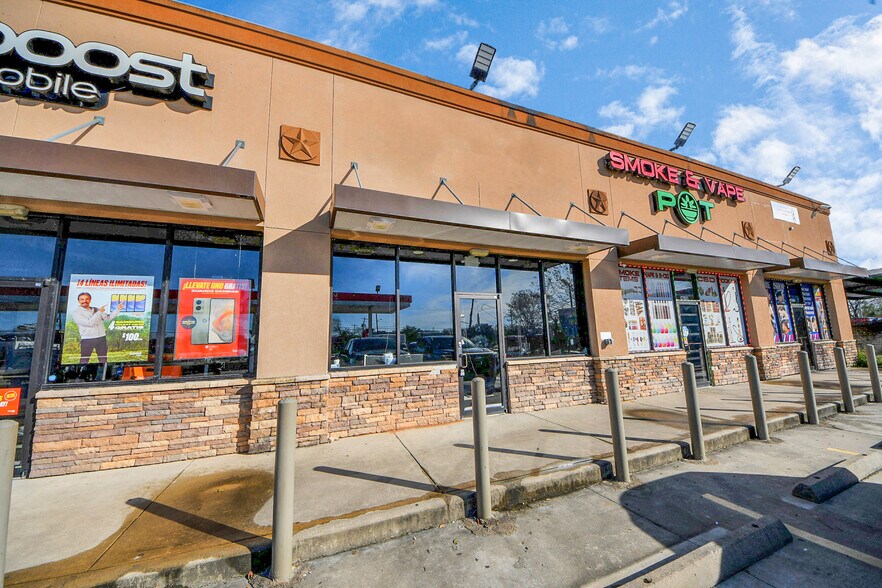 More Photos Of 5417 Anderson Rd, Houston Unknown For Lease