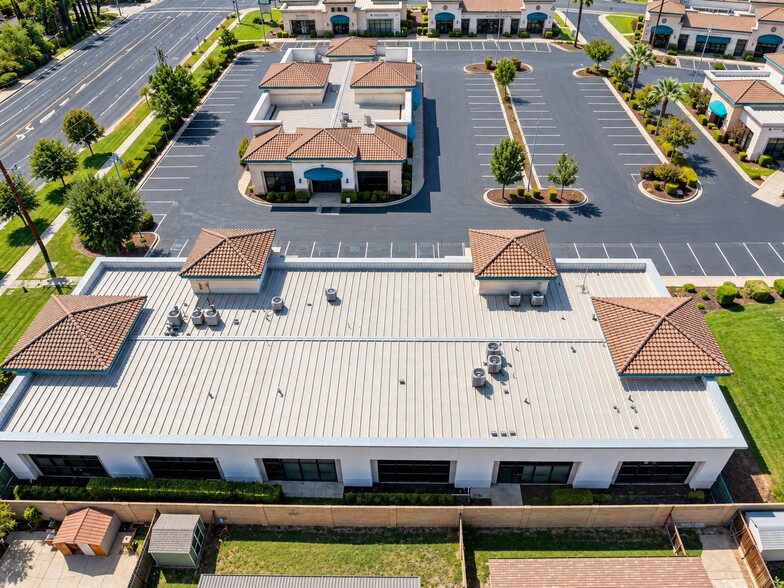 More Photos Of 139 W El Portal Dr, Merced Office For Lease