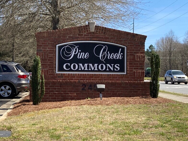 More Photos Of 2450 Atlanta Hwy, Cumming Medical For Lease