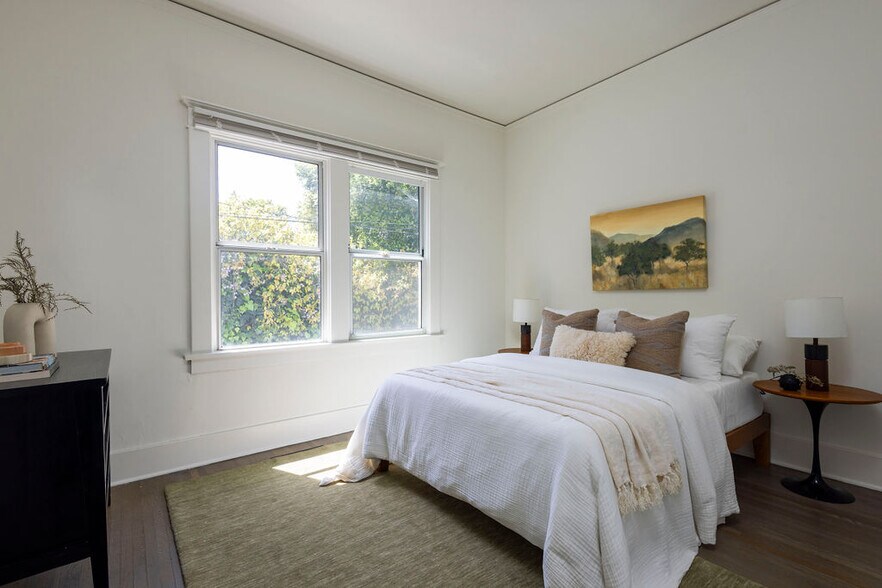 More Photos Of 1053 Hudson ave, Los Angeles Apartments For Sale