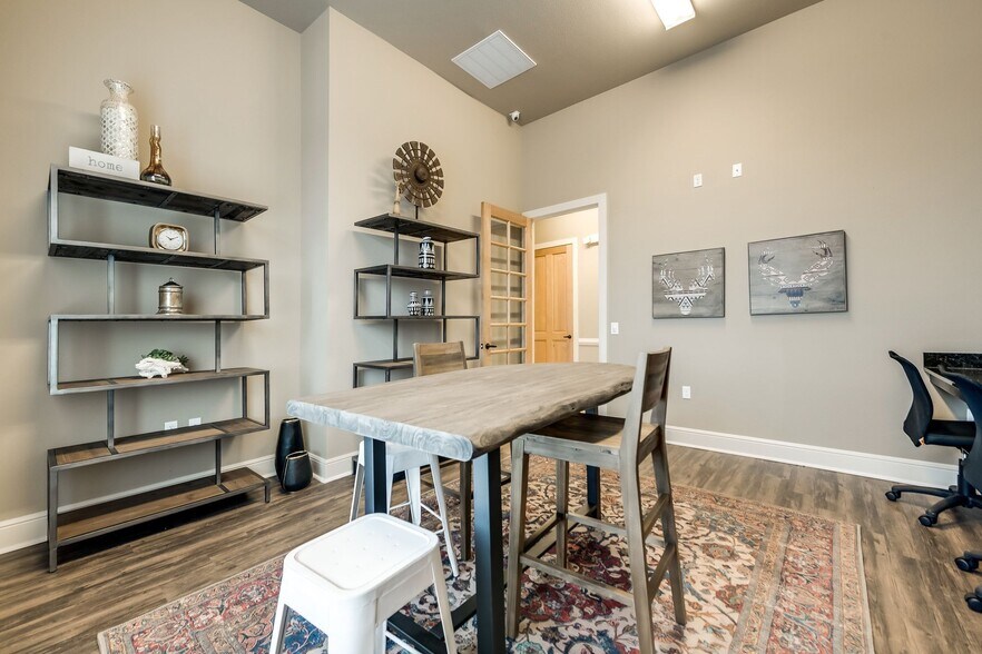 More Photos Of 2410 W Jack Finney Blvd, Greenville Apartments For Sale