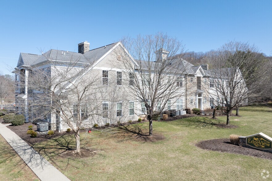 More Photos Of 1 Edgeview Dr, Hackettstown Office For Lease