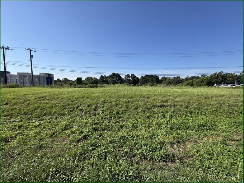 More Photos Of 2800 S Loop 256, Palestine Land For Sale