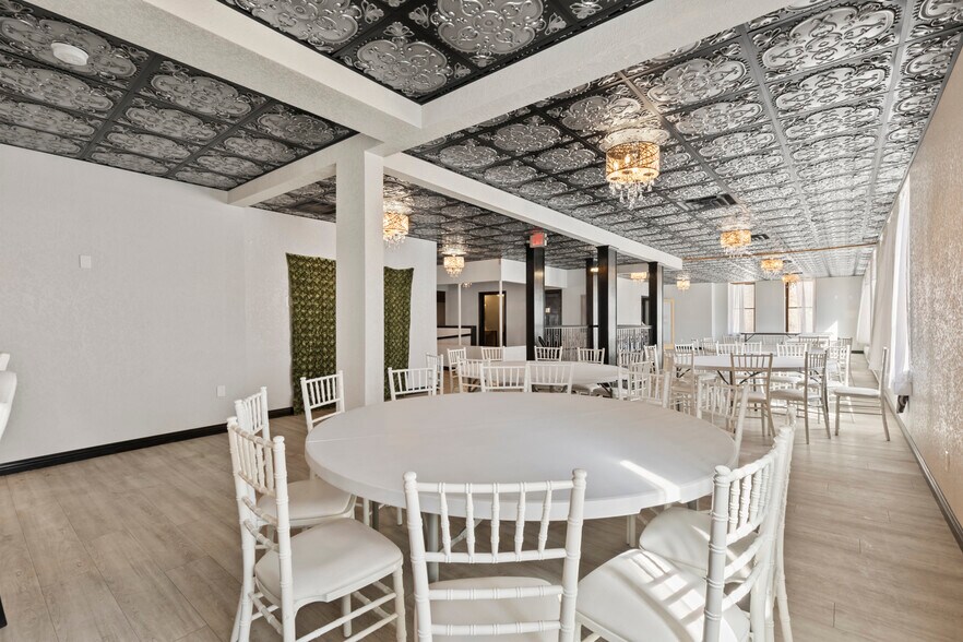 More Photos Of 603 N River St, Hot Springs Hotel For Sale
