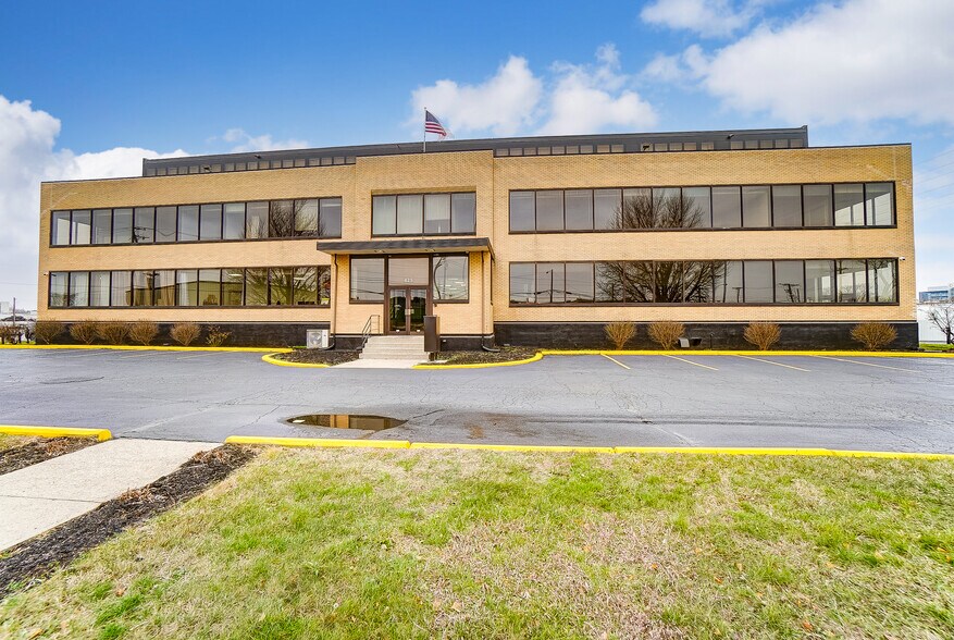 Primary Photo Of 425 N Findlay St, Dayton Medical For Lease