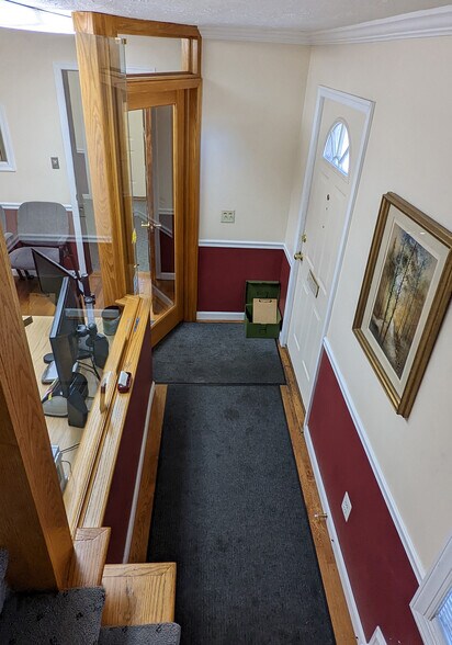 More Photos Of 6917 Annapolis Rd, Hyattsville Storefront Retail Office For Sale