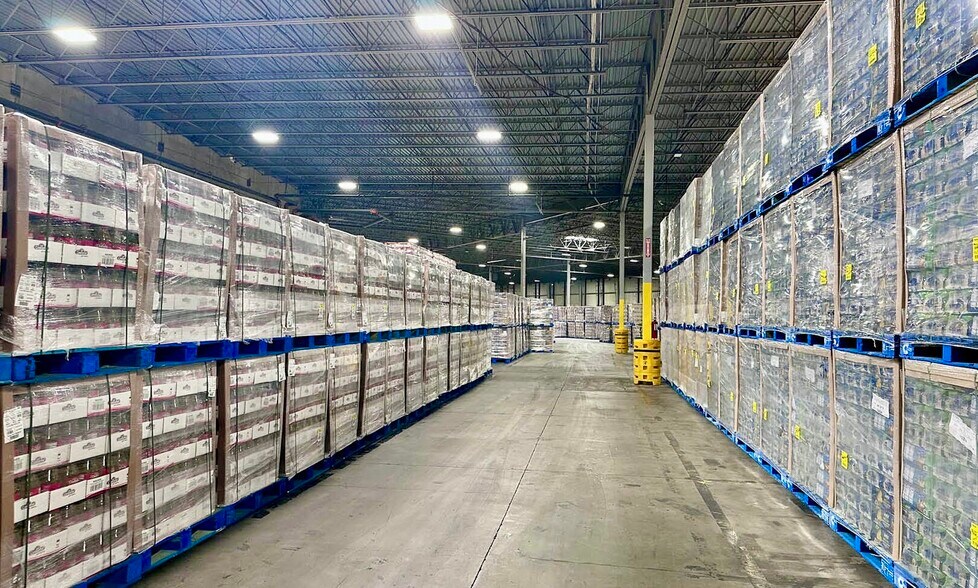 More Photos Of 1629 World Trade Center Loop, Laredo Distribution For Lease