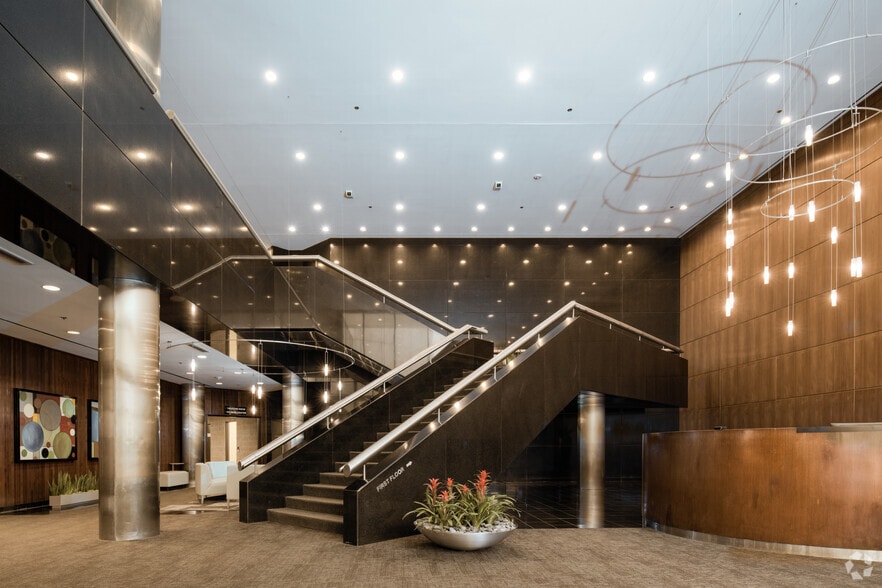 More Photos Of 4055 International Plz, Fort Worth Office For Lease